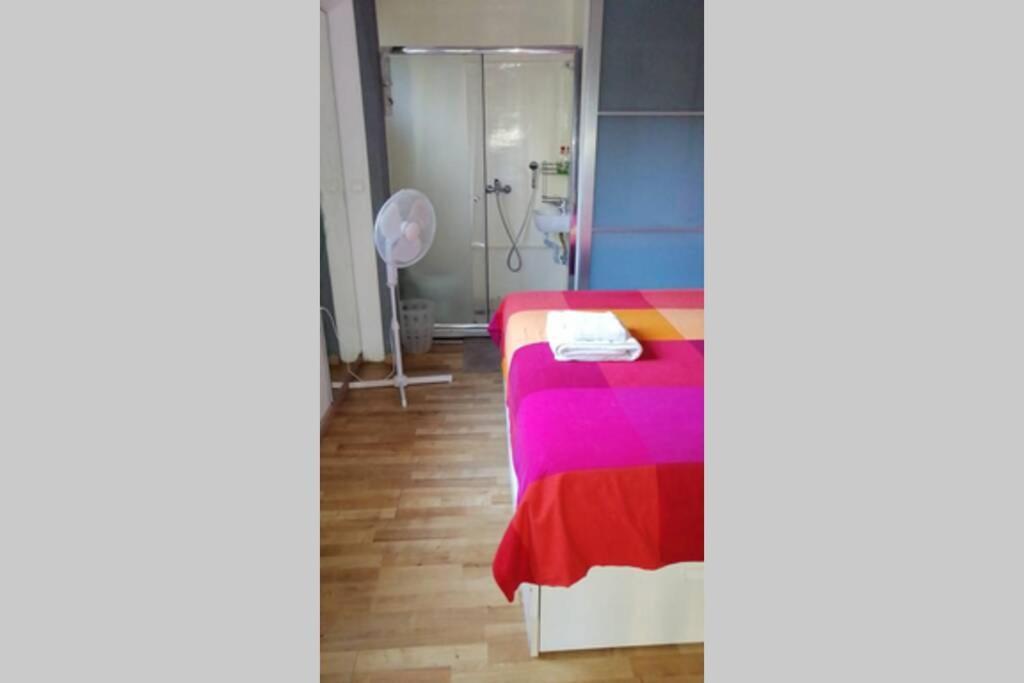 Air Conditioned Studio In Quite Garden With Barbecue Athens Exterior photo